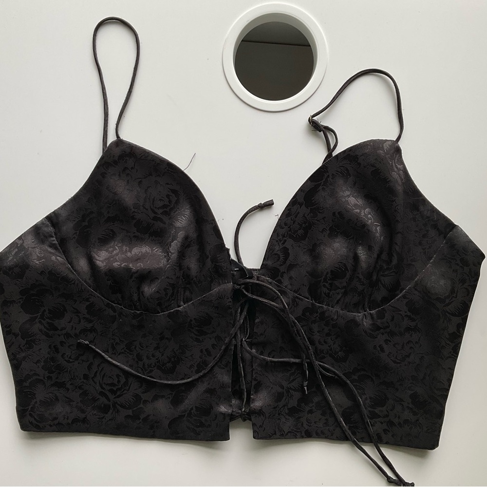 Tie Front Tanktop